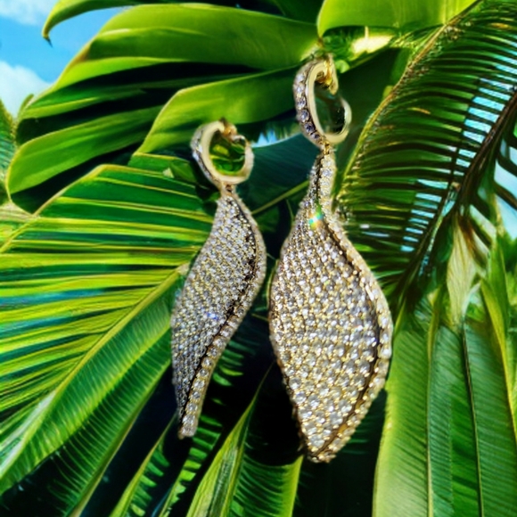 Earrings - Picture 3 of 3